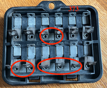 将图片加载到图库查看器,BMW 2002 (E10) Blade Fuse Box (12-Fuse)
