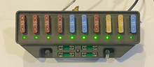 将图片加载到图库查看器,BMW E3 Blade Fuse Box