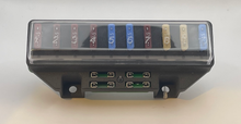将图片加载到图库查看器,BMW CS Coupe (E9) Blade Fuse Box