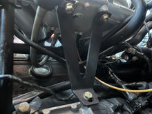 Load image into Gallery viewer, BMW E28 M30B35 Intake Manifold Bracket
