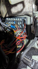 Load image into Gallery viewer, Mercedes W123/S123/V123/C123 Blade Fuse Box
